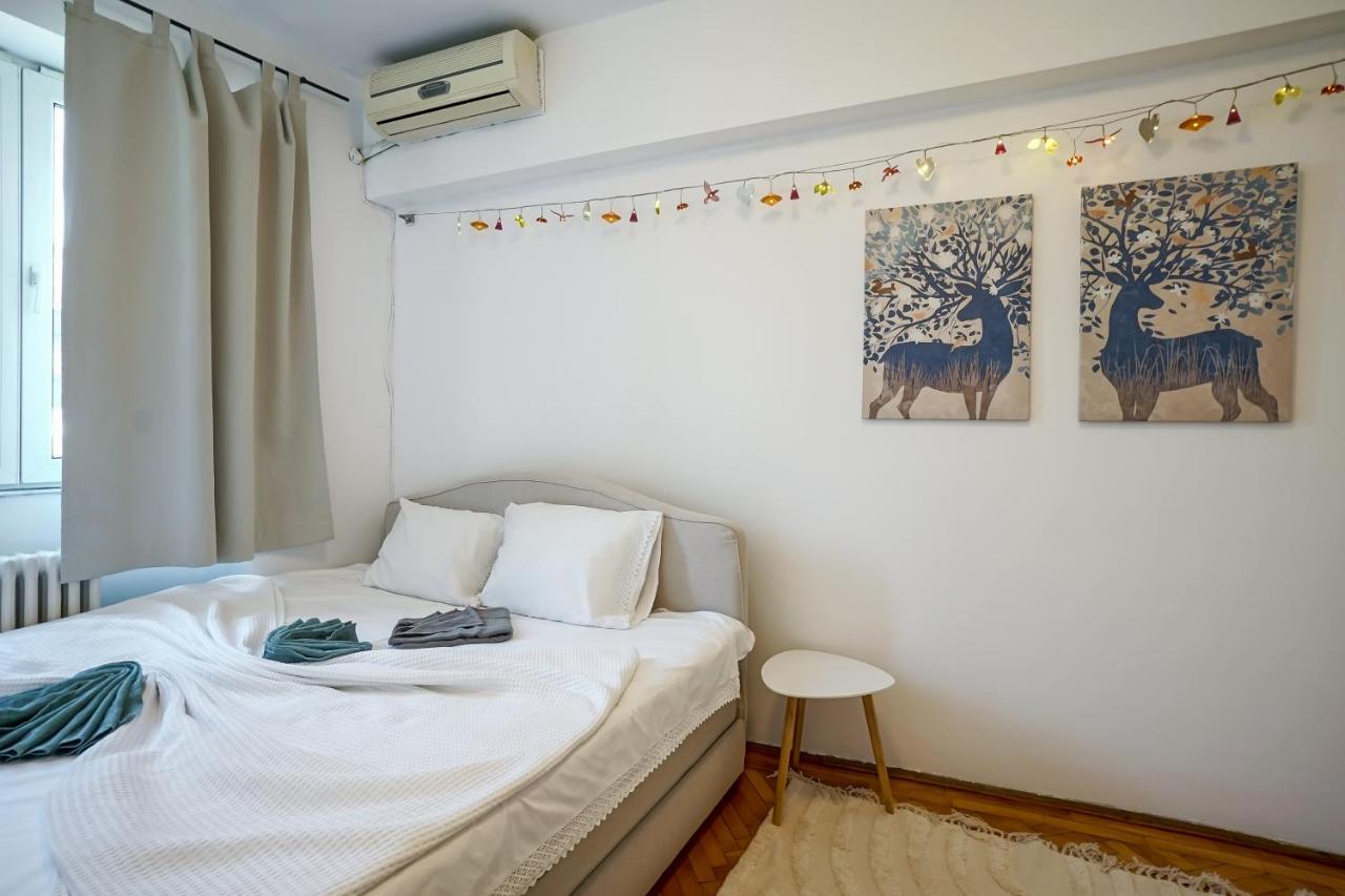 Apartament Universitate - Centrul Vechi Lägenhet Bukarest Exteriör bild